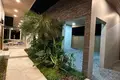 Villa de 3 habitaciones 300 m² Si Sunthon, Tailandia