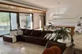 Haus 4 Schlafzimmer 600 m² Latsia, Zypern