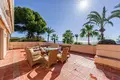Villa 9 bedrooms 1 056 m² Estepona, Spain