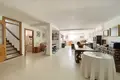 Haus 6 Schlafzimmer 324 m² Dos Hermanas, Spanien