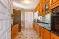 Haus 4 Schlafzimmer 300 m² Dos Hermanas, Spanien