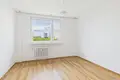 Mieszkanie 3 pokoi 82 m² Warszawa, Polska