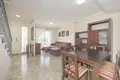 Haus 3 Schlafzimmer 169 m² Dos Hermanas, Spanien