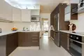 Mieszkanie 4 pokoi 110 m² Hietakyla, Finlandia