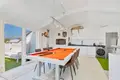 4 bedroom apartment 198 m² Periana, Spain