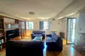 Wohnungen auf mehreren Ebenen 3 zimmer 114 m² Budva, Montenegro