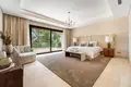 Haus 5 Schlafzimmer 1 023 m² San Pedro Alcantara, Spanien