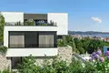 Квартира 2 спальни 241 м² Тиват, Черногория