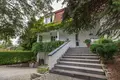 6 room house 480 m² Lomianki, Poland
