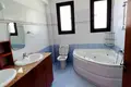 4-Schlafzimmer-Villa 300 m² Oroklini, Zypern