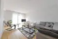 Wohnung 2 zimmer 62 m² in Warschau, Polen