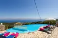 3 bedroom villa 240 m² Dassia, Greece
