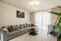 Mieszkanie 4 pokoi 85 m² Warszawa, Polska