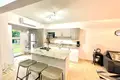 Piso independiente 3 habitaciones 77 m² Sandy Bay, Honduras