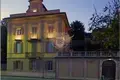 4-Zimmer-Villa 550 m² Zoverallo, Italien