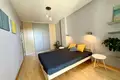 Commercial property 2 rooms 65 m² in Warsaw, Poland