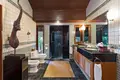 5 bedroom villa 1 200 m² Kamala, Thailand