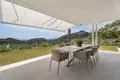 Mieszkanie 3 pokoi 208 m² Marbella, Hiszpania
