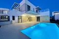 4-Schlafzimmer-Villa 253 m² Finestrat, Spanien