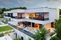 House 12 rooms 1 150 m² Opcina Marina, Croatia