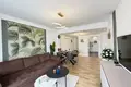 Mieszkanie 3 pokoi 98 m² Torrevieja, Hiszpania
