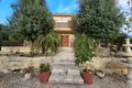 Villa de 4 dormitorios  Pentakomo, Chipre