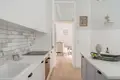 2 bedroom apartment 101 m² Warsaw, Poland