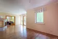 Haus 6 zimmer 175 m² Stockerau, Österreich