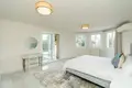 Haus 4 Schlafzimmer 258 m² Artola, Spanien