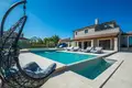 villa de 5 dormitorios 350 m² Pola, Croacia
