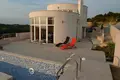 Вилла 4 спальни 318 м² Умаг, Хорватия