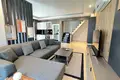 2 bedroom penthouse 128 m² Muratpasa, Turkey