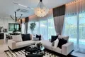 Haus 4 Schlafzimmer  Pattaya, Thailand