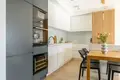 Mieszkanie 3 pokoi 76 m² Warszawa, Polska