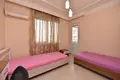 2 bedroom apartment 130 m² Mahmutlar, Turkey