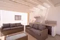 Villa de tres dormitorios 300 m² en Peyia, Chipre