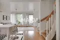 2 bedroom house 98 m² Helsinki sub-region, Finland