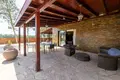 Shop 609 m² in Peyia, Cyprus