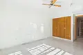 Haus 4 Schlafzimmer 334 m² Dos Hermanas, Spanien