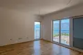 3 bedroom apartment 190 m² Dobrota, Montenegro