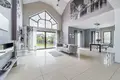 Дом 7 комнат 340 м² Марки, Польша