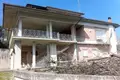 House 13 rooms 400 m² Montappone, Italy