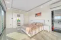 5 bedroom apartment 300 m² Alanya, Turkey