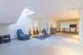 Villa de tres dormitorios 210 m² Alfaz del Pi, Španjolska
