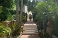 Mieszkanie 3 pokoi 180 m² Marbella, Hiszpania
