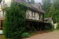 Commercial property 1 500 m² in Skhidnytsia, Ukraine