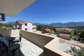 Haus 4 Schlafzimmer  Lustica, Montenegro