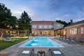 Willa 6 pokojów 303 m² Umag, Chorwacja