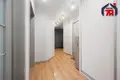 Mieszkanie 2 pokoi 73 m² Mińsk, Białoruś