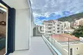 Mieszkanie 2 pokoi 107 m² w Budva, Czarnogóra